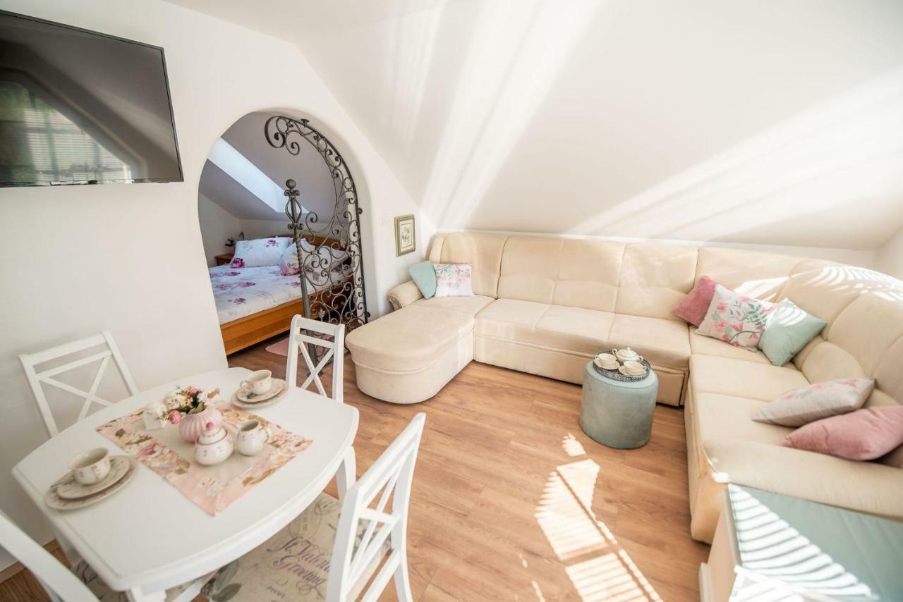 Apartmaji Urska Lasko Luaran gambar
