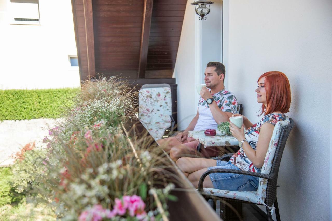 Apartmaji Urska Lasko Luaran gambar